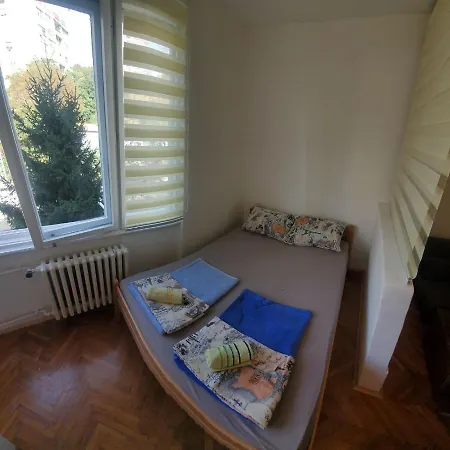 Ferienwohnung Zvezdara Belgrad Exterior foto