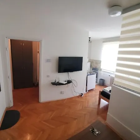 Ferienwohnung Zvezdara Belgrad Exterior foto